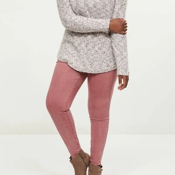 Lane Bryant Size 26 Pink Mid Rise Skinny Jeans Flex Waist NWT 56% Cotton - Picture 1 of 12